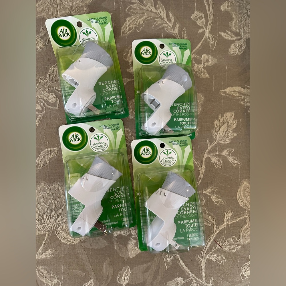 4 Airwick Scented Oil Warmers